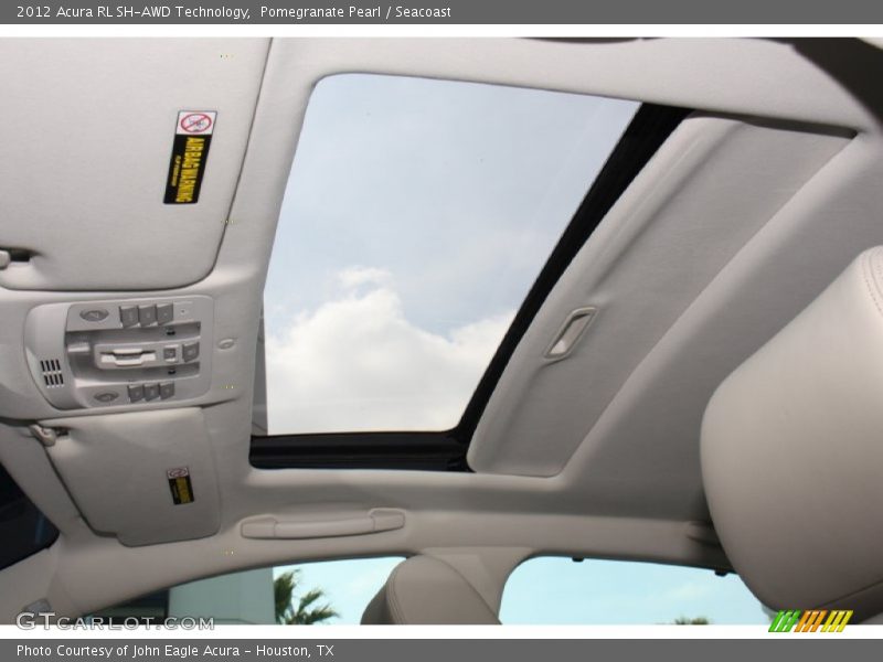 Sunroof of 2012 RL SH-AWD Technology