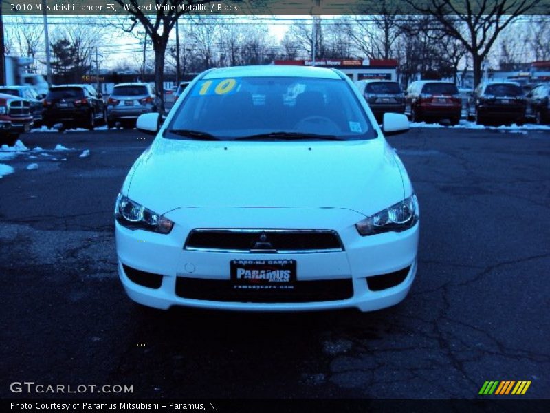 Wicked White Metallic / Black 2010 Mitsubishi Lancer ES