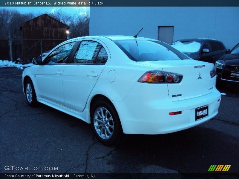 Wicked White Metallic / Black 2010 Mitsubishi Lancer ES