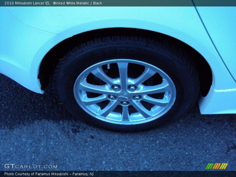 Wicked White Metallic / Black 2010 Mitsubishi Lancer ES