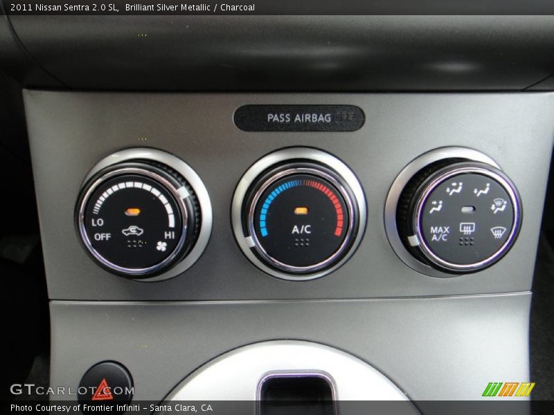 Brilliant Silver Metallic / Charcoal 2011 Nissan Sentra 2.0 SL