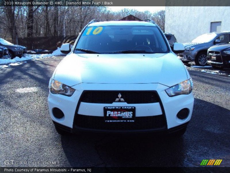 Diamond White Pearl / Black 2010 Mitsubishi Outlander ES 4WD