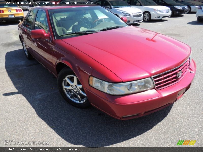 Front 3/4 View of 2003 Seville SLS