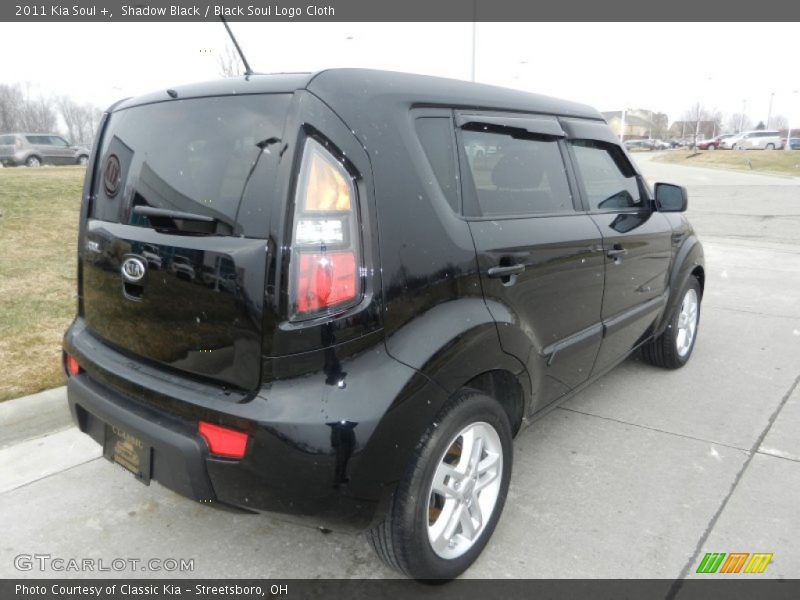 Shadow Black / Black Soul Logo Cloth 2011 Kia Soul +