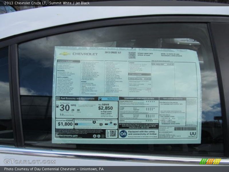 Summit White / Jet Black 2013 Chevrolet Cruze LT