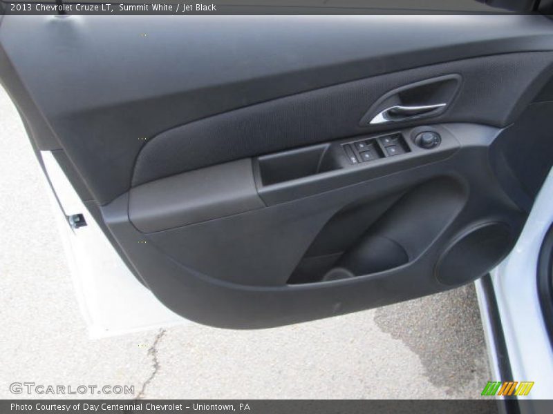 Summit White / Jet Black 2013 Chevrolet Cruze LT