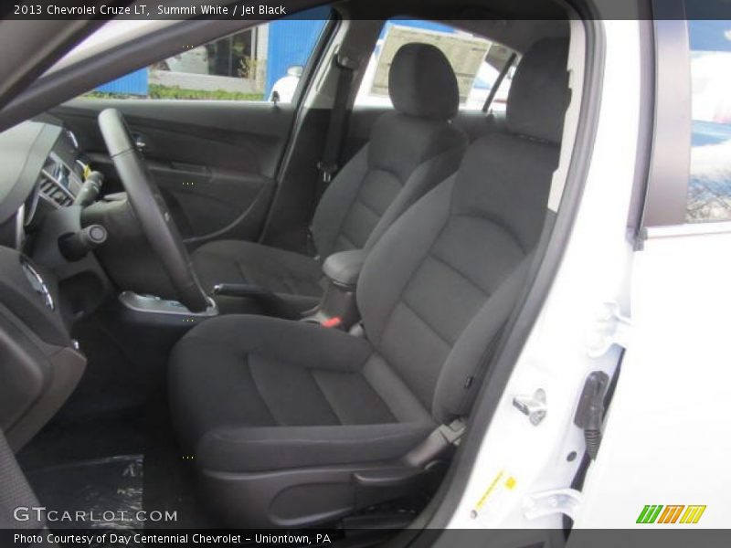 Summit White / Jet Black 2013 Chevrolet Cruze LT