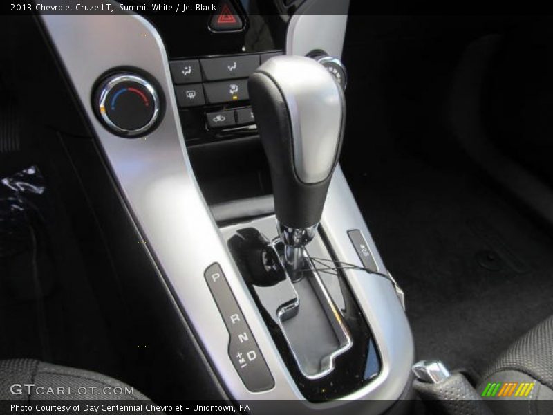 Summit White / Jet Black 2013 Chevrolet Cruze LT