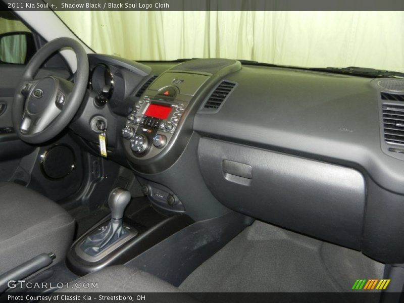 Shadow Black / Black Soul Logo Cloth 2011 Kia Soul +