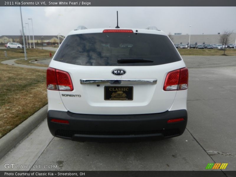 Snow White Pearl / Beige 2011 Kia Sorento LX V6