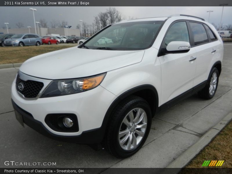 Snow White Pearl / Beige 2011 Kia Sorento LX V6