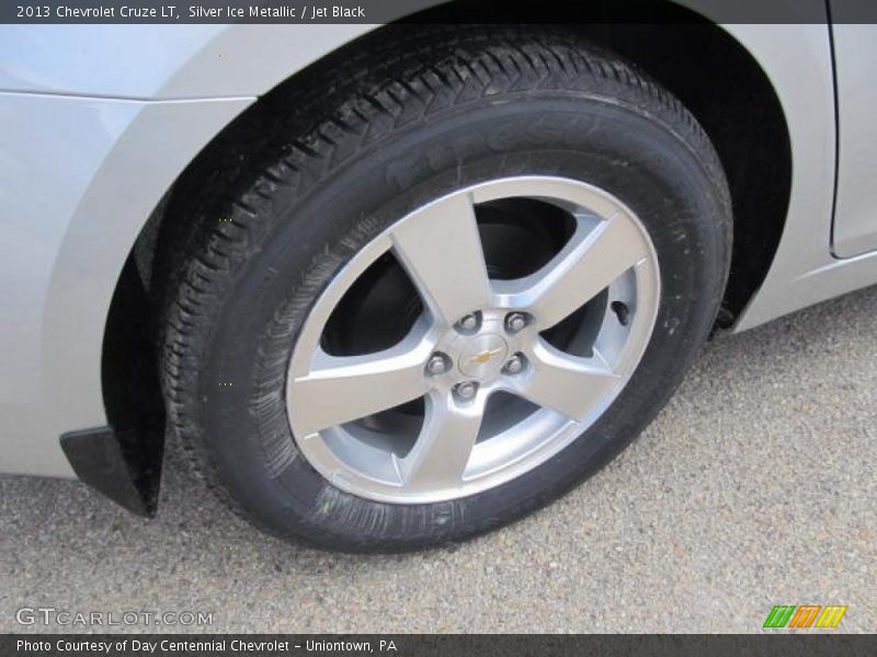 Silver Ice Metallic / Jet Black 2013 Chevrolet Cruze LT