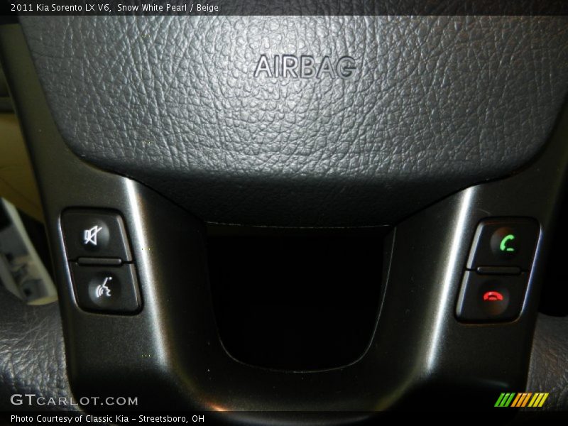 Snow White Pearl / Beige 2011 Kia Sorento LX V6