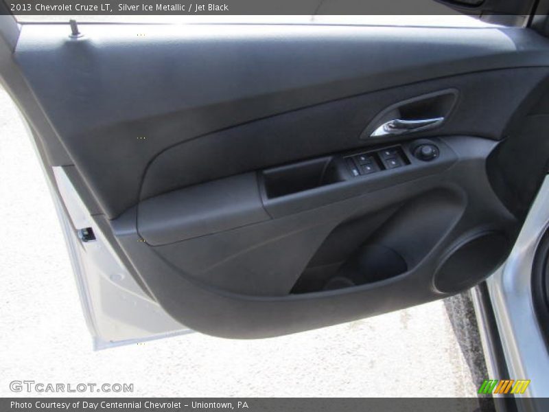 Silver Ice Metallic / Jet Black 2013 Chevrolet Cruze LT