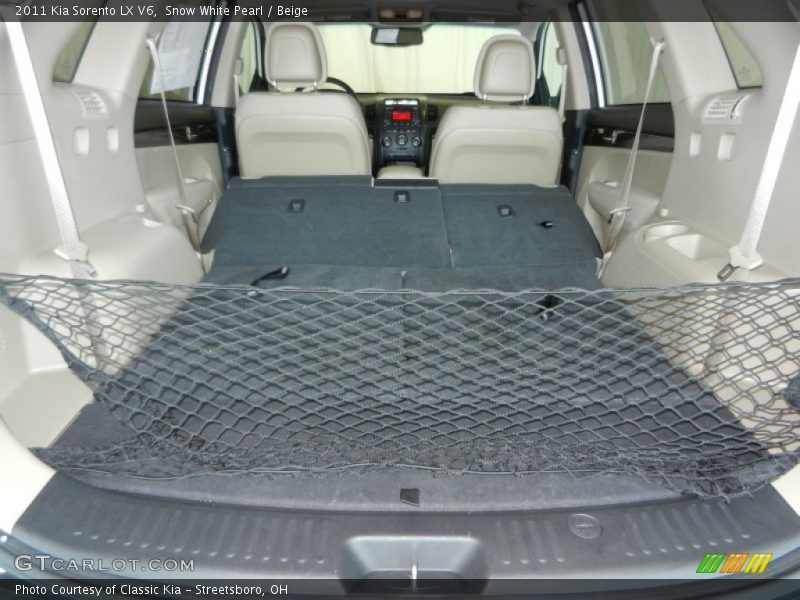 Snow White Pearl / Beige 2011 Kia Sorento LX V6