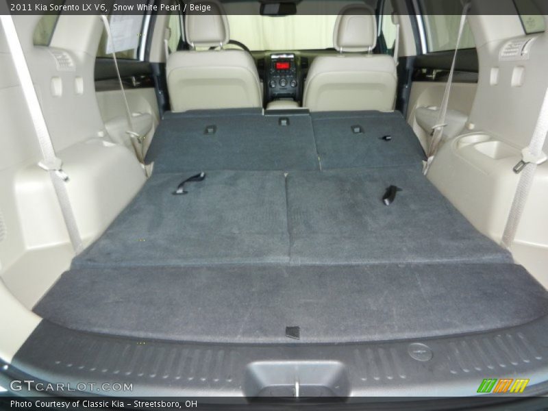 Snow White Pearl / Beige 2011 Kia Sorento LX V6