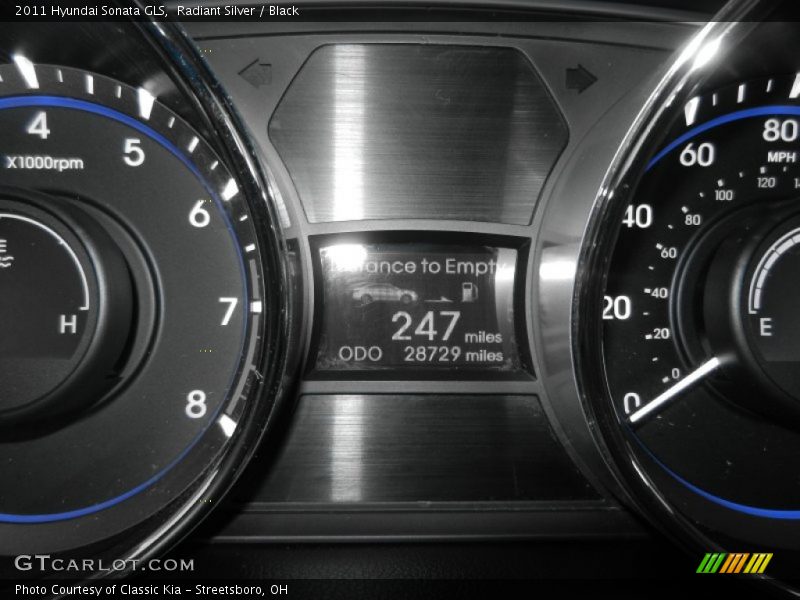 Radiant Silver / Black 2011 Hyundai Sonata GLS