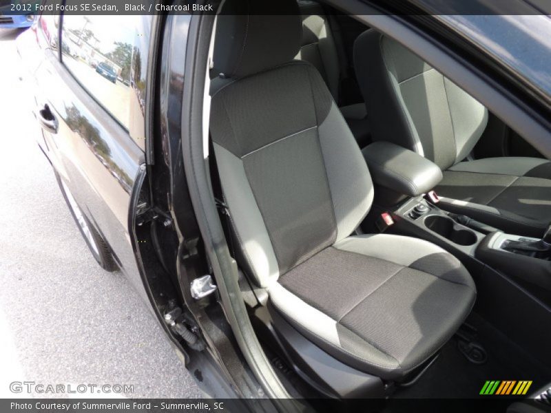 Black / Charcoal Black 2012 Ford Focus SE Sedan
