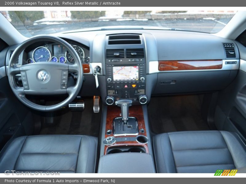 Reflex Silver Metallic / Anthracite 2006 Volkswagen Touareg V8