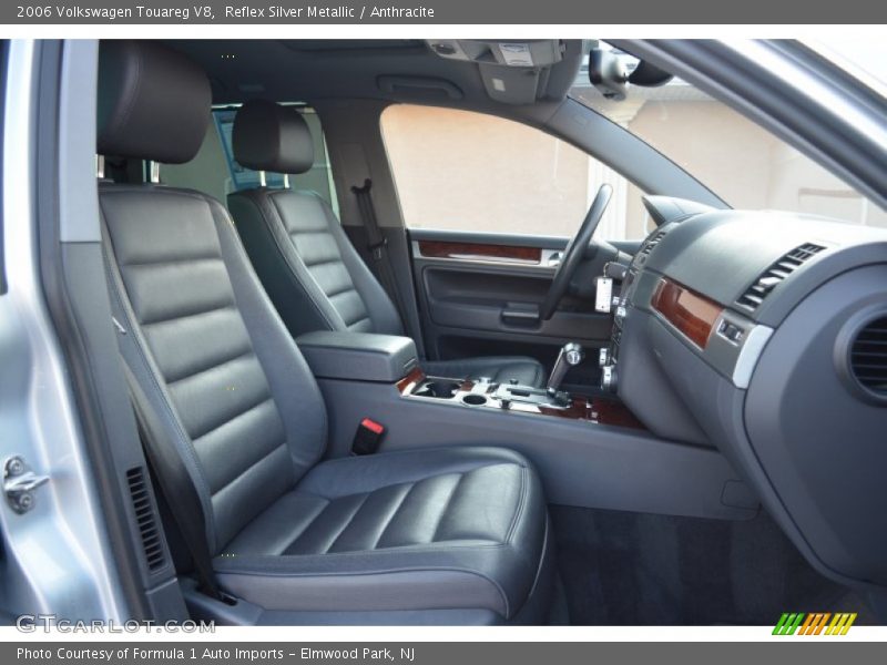 Reflex Silver Metallic / Anthracite 2006 Volkswagen Touareg V8