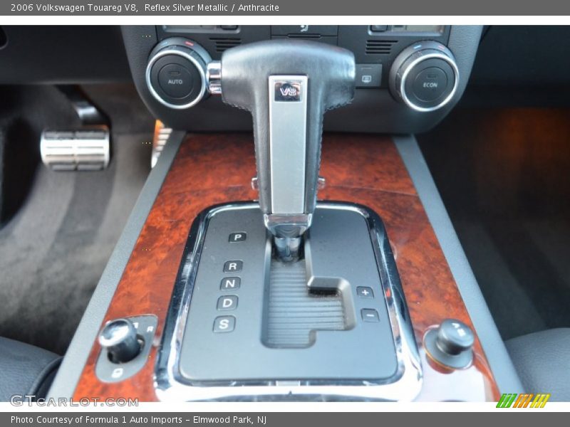 Reflex Silver Metallic / Anthracite 2006 Volkswagen Touareg V8