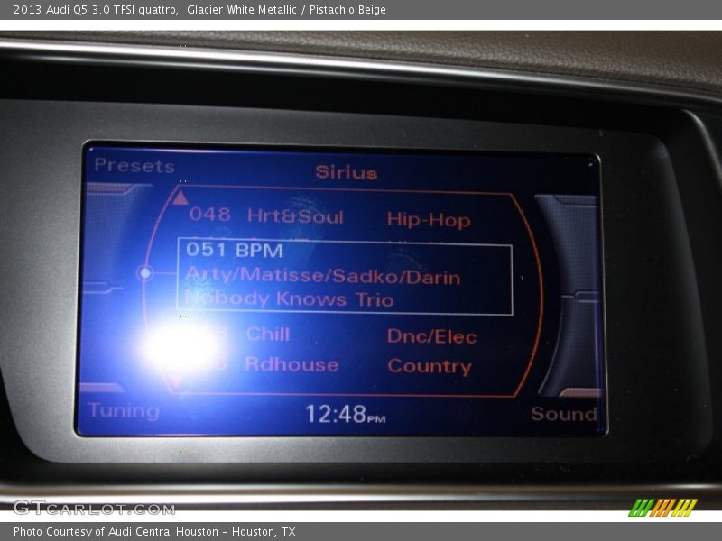 Glacier White Metallic / Pistachio Beige 2013 Audi Q5 3.0 TFSI quattro