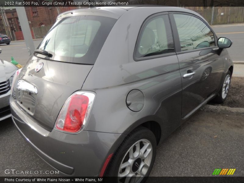 Grigio (Grey) / Tessuto Grigio/Avorio (Grey/Ivory) 2012 Fiat 500 Pop