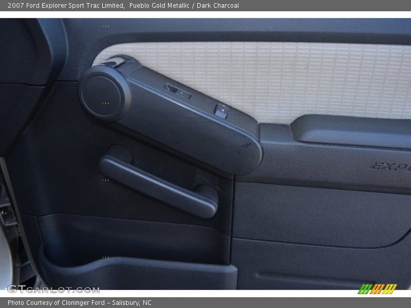 Pueblo Gold Metallic / Dark Charcoal 2007 Ford Explorer Sport Trac Limited