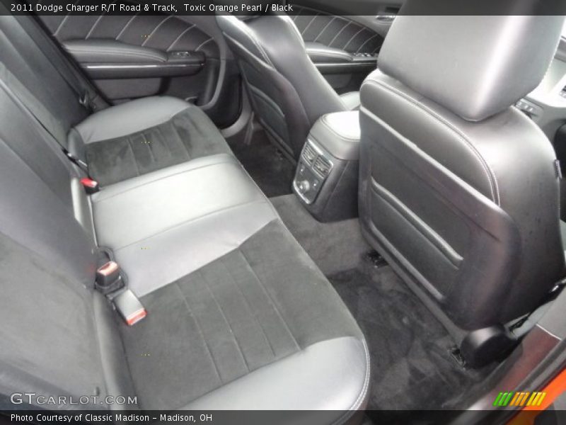 Toxic Orange Pearl / Black 2011 Dodge Charger R/T Road & Track