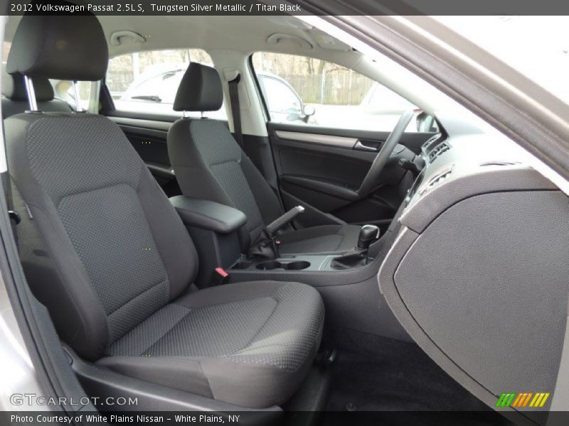 Tungsten Silver Metallic / Titan Black 2012 Volkswagen Passat 2.5L S