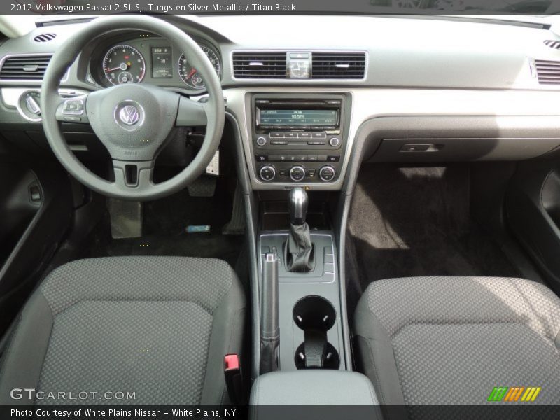 Tungsten Silver Metallic / Titan Black 2012 Volkswagen Passat 2.5L S