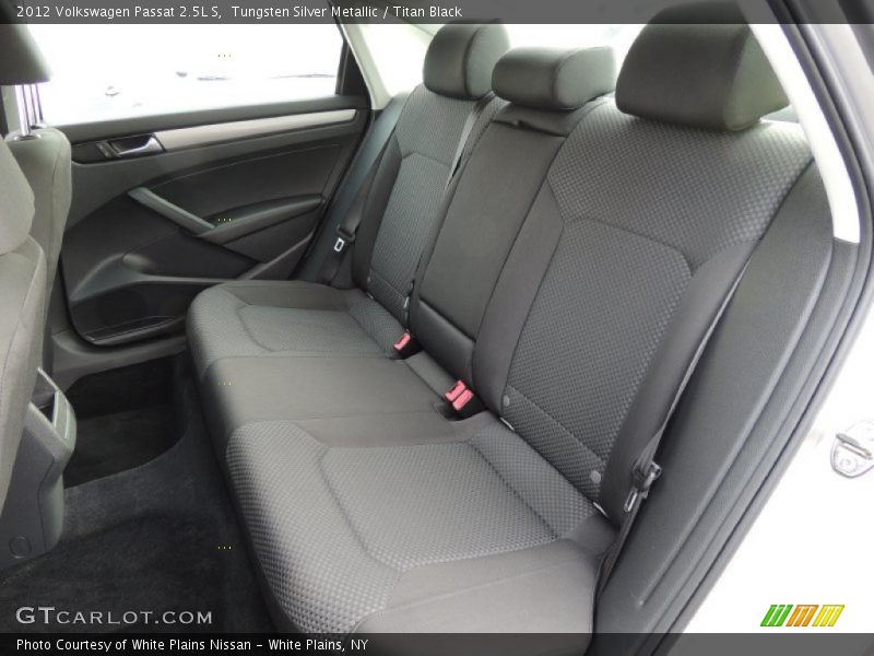 Tungsten Silver Metallic / Titan Black 2012 Volkswagen Passat 2.5L S