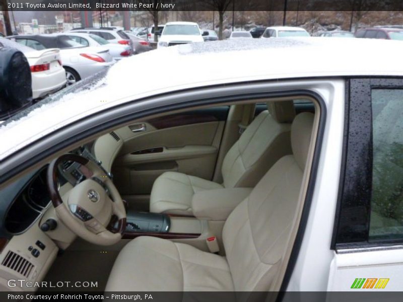 Blizzard White Pearl / Ivory 2011 Toyota Avalon Limited