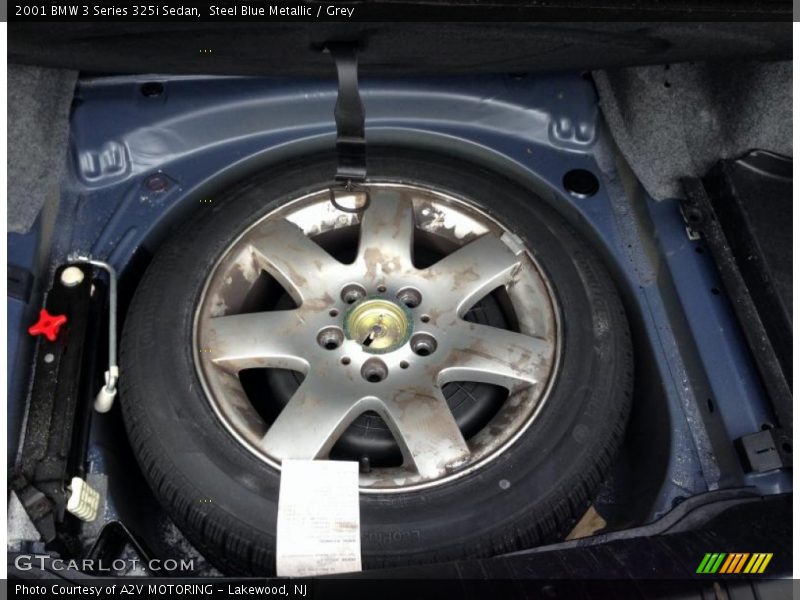 Tool Kit of 2001 3 Series 325i Sedan