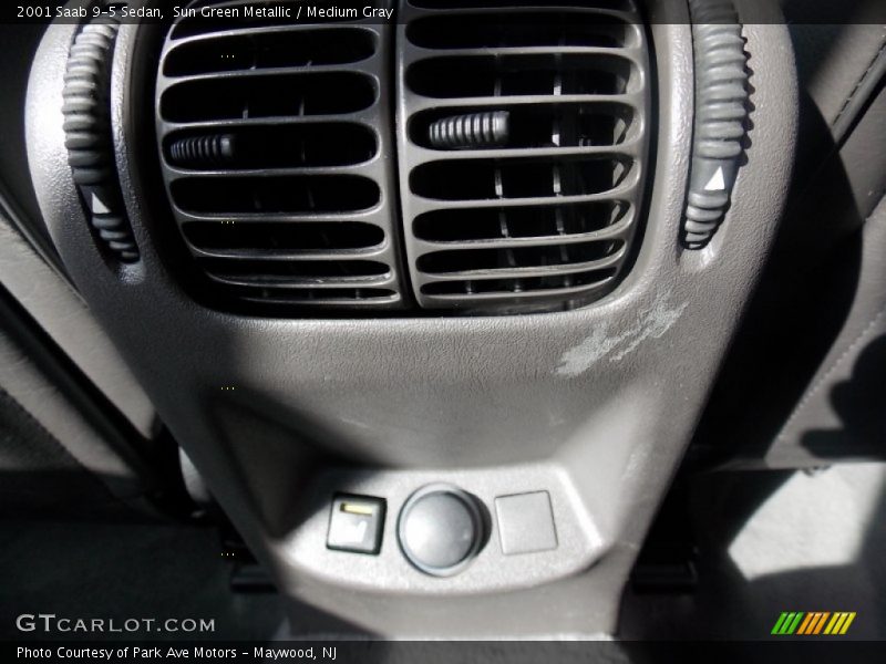 Sun Green Metallic / Medium Gray 2001 Saab 9-5 Sedan
