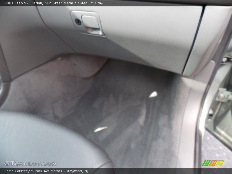 Sun Green Metallic / Medium Gray 2001 Saab 9-5 Sedan