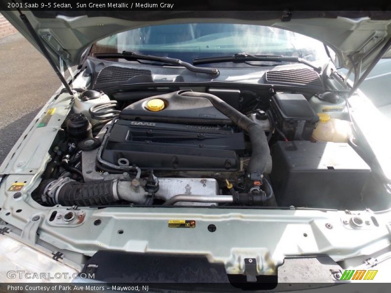  2001 9-5 Sedan Engine - 2.3 Liter Turbocharged DOHC 16-Valve 4 Cylinder