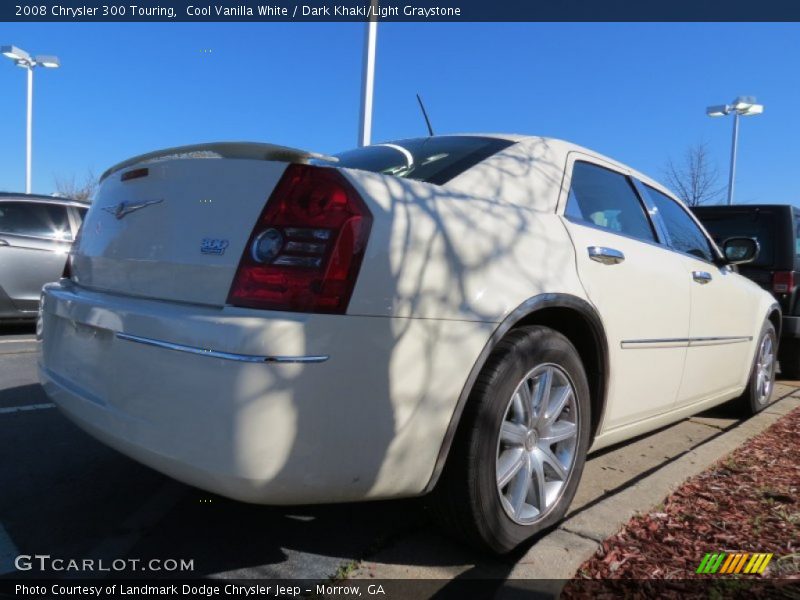 Cool Vanilla White / Dark Khaki/Light Graystone 2008 Chrysler 300 Touring