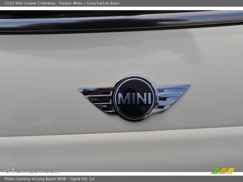 Pepper White / Grey/Carbon Black 2010 Mini Cooper S Hardtop