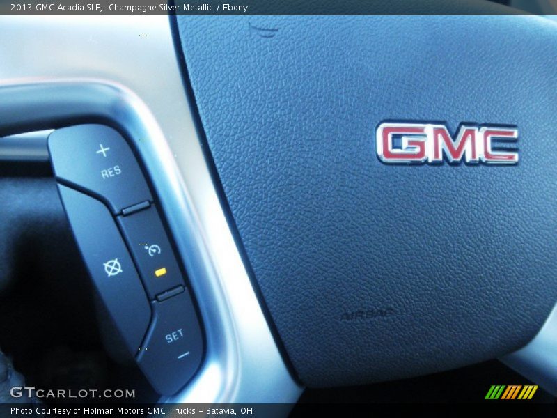 Champagne Silver Metallic / Ebony 2013 GMC Acadia SLE