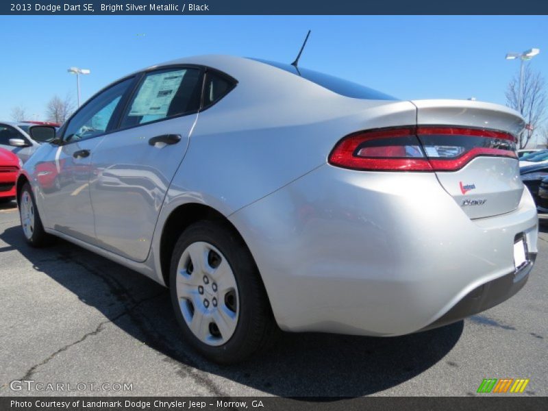 Bright Silver Metallic / Black 2013 Dodge Dart SE