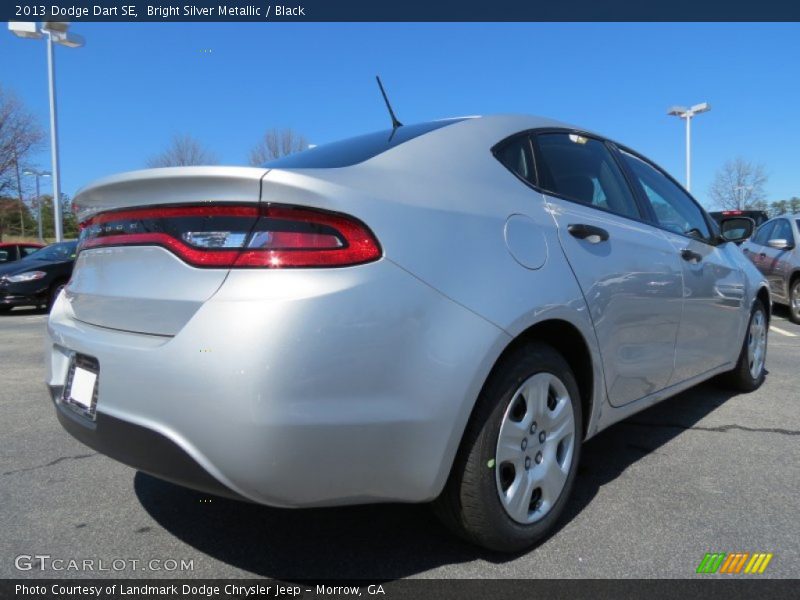 Bright Silver Metallic / Black 2013 Dodge Dart SE