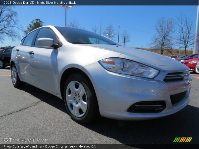 Bright Silver Metallic / Black 2013 Dodge Dart SE