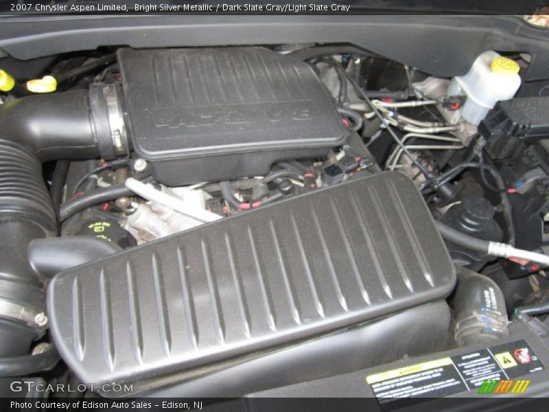 Bright Silver Metallic / Dark Slate Gray/Light Slate Gray 2007 Chrysler Aspen Limited