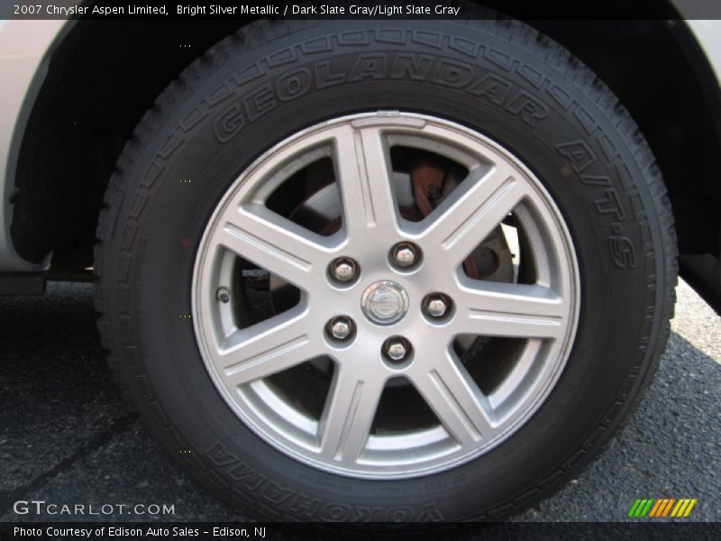Bright Silver Metallic / Dark Slate Gray/Light Slate Gray 2007 Chrysler Aspen Limited
