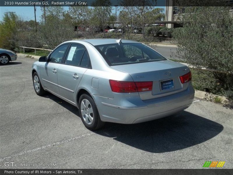 Radiant Silver / Gray 2010 Hyundai Sonata GLS