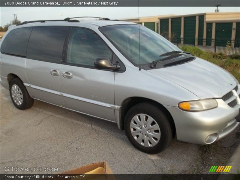 Bright Silver Metallic / Mist Gray 2000 Dodge Grand Caravan SE