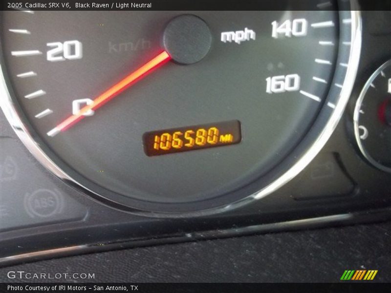 Black Raven / Light Neutral 2005 Cadillac SRX V6