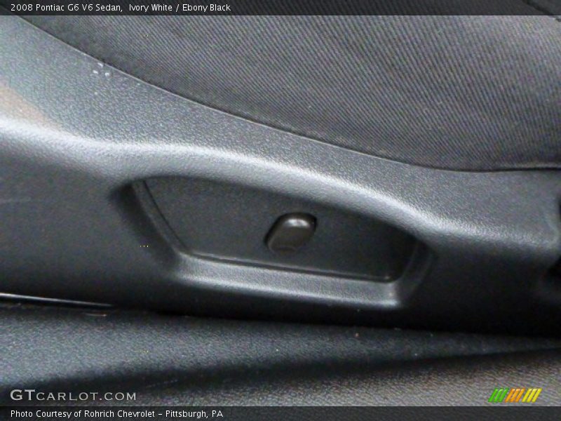 Ivory White / Ebony Black 2008 Pontiac G6 V6 Sedan