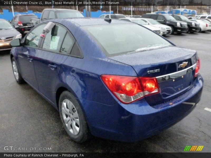 Blue Topaz Metallic / Jet Black/Medium Titanium 2013 Chevrolet Cruze LS